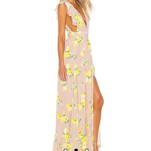 Sweet pea dress in tan lemon